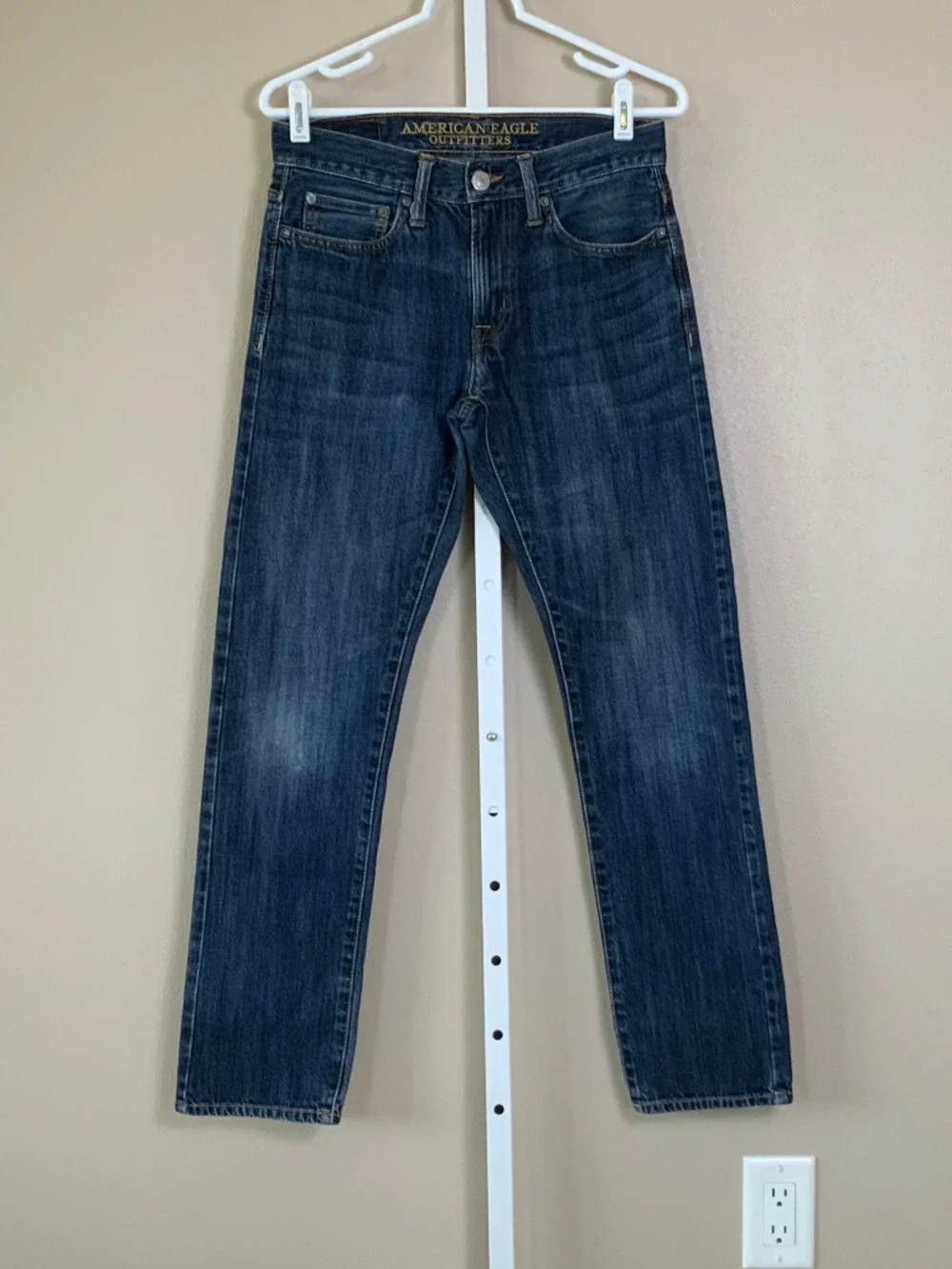 American Eagle Distressed Wash Slim Jeans